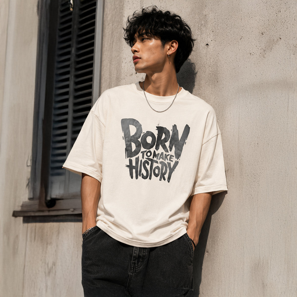 BORN TO MAKE HISTORY - Oversized Heavyweight T-Shirt