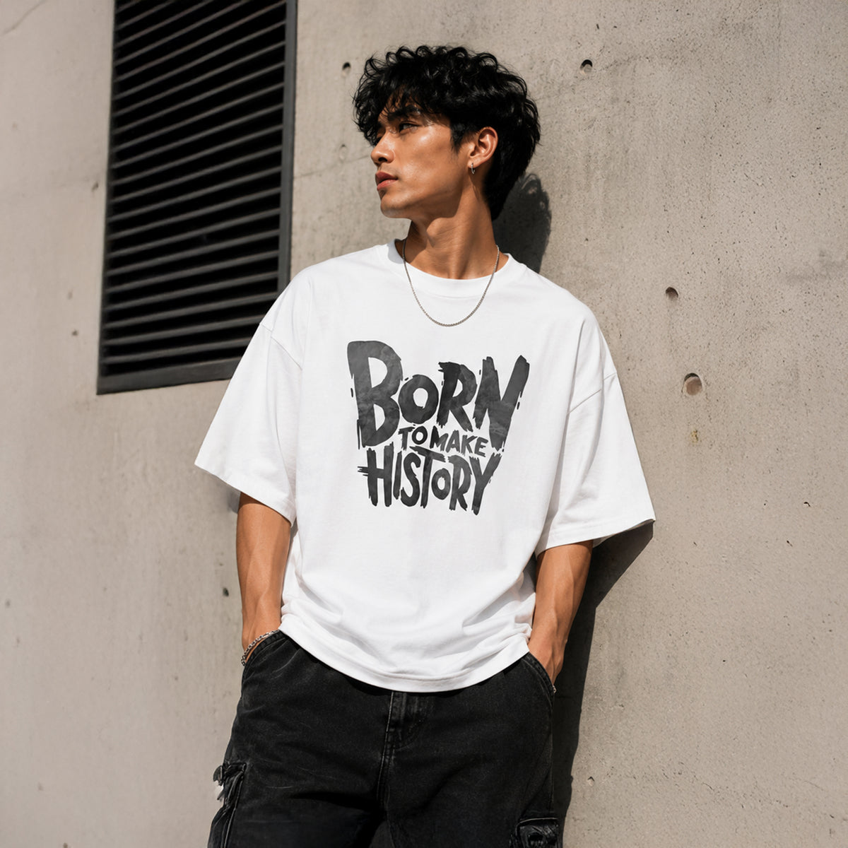 BORN TO MAKE HISTORY - Oversized Heavyweight T-Shirt